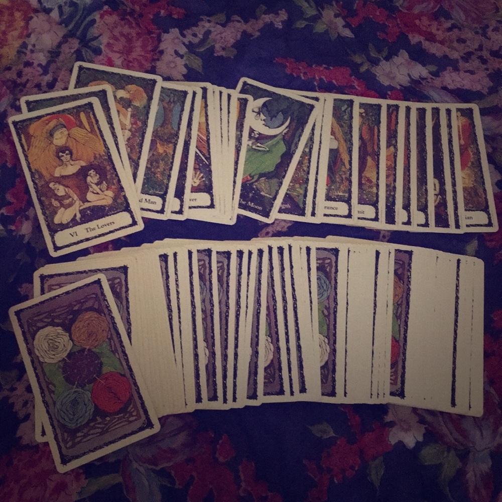 Rose tarot deck